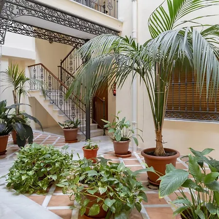 Guestready - Tranquil Getaway In Apartment Málaga